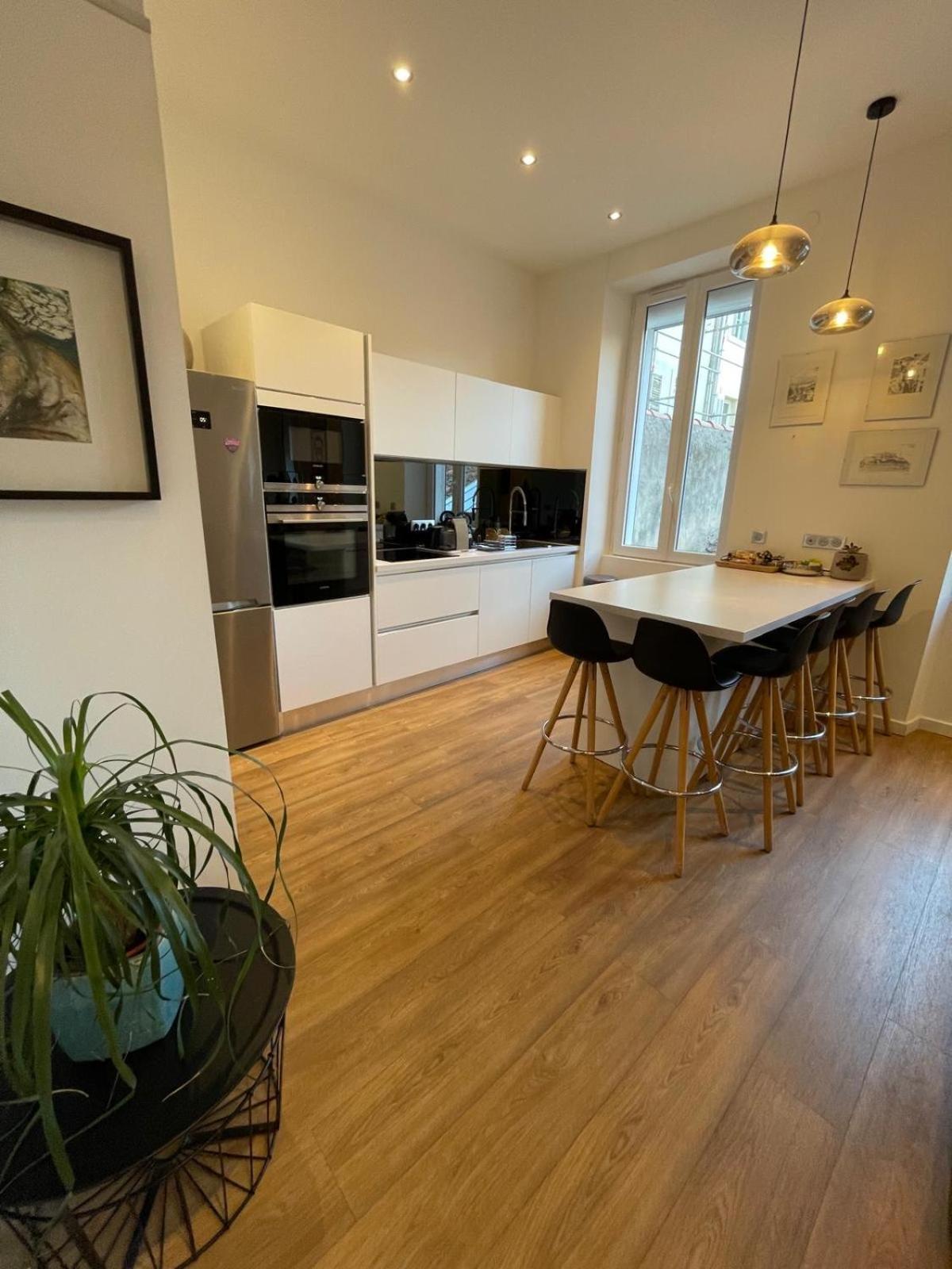 Appartement Design Sur Vauban - Clim Et Wifi Marseille Ngoại thất bức ảnh