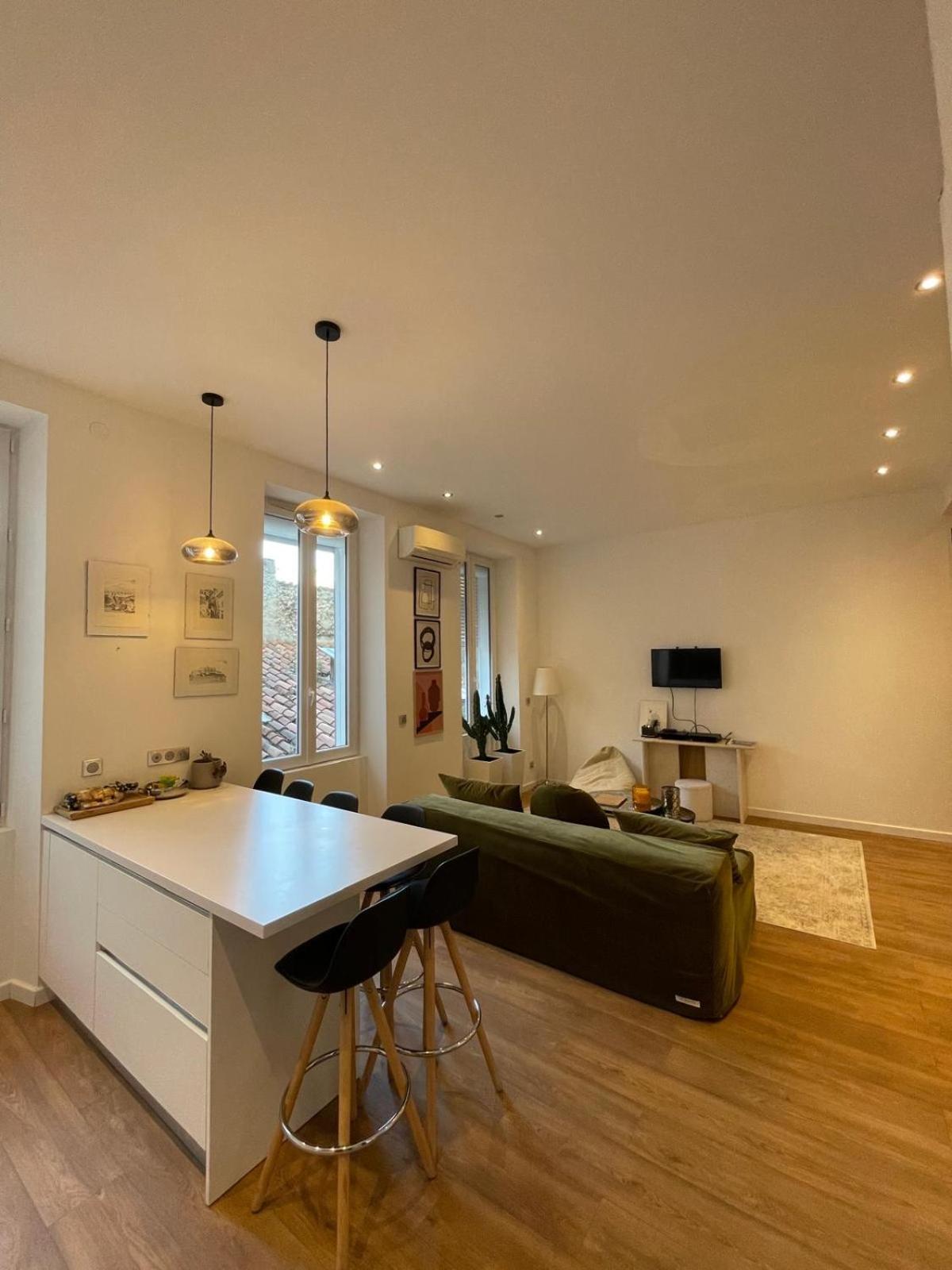 Appartement Design Sur Vauban - Clim Et Wifi Marseille Ngoại thất bức ảnh
